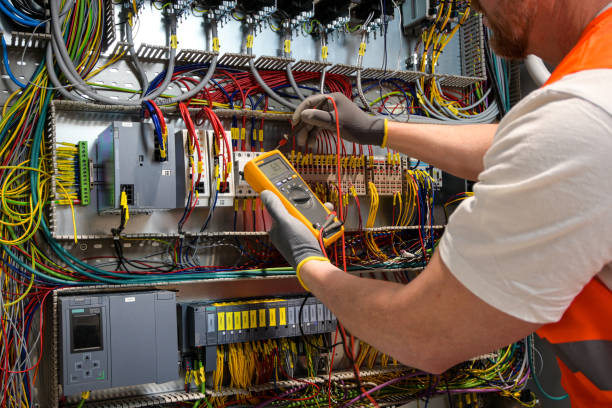 Best Affordable Emergency Electrician  in Brewton, AL